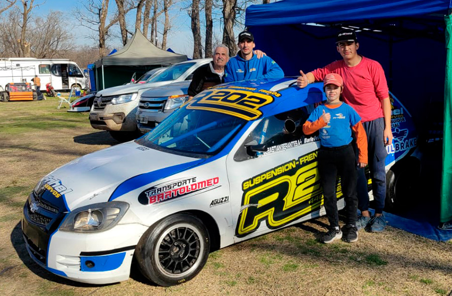 CARRERA FRICCIONADA EN EL “COSTANERO”
