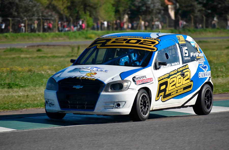 UN GOLPE EVITÓ TERMINAR ENTRE LOS DE PUNTA